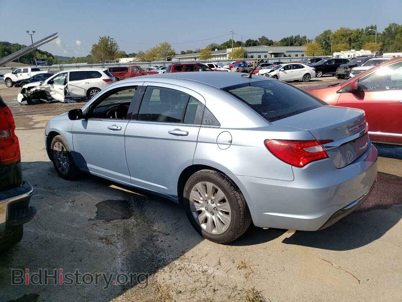 2013 CHRYSLER 200 - VIN: 1C3CCBAB5DN689904 - Фото 2