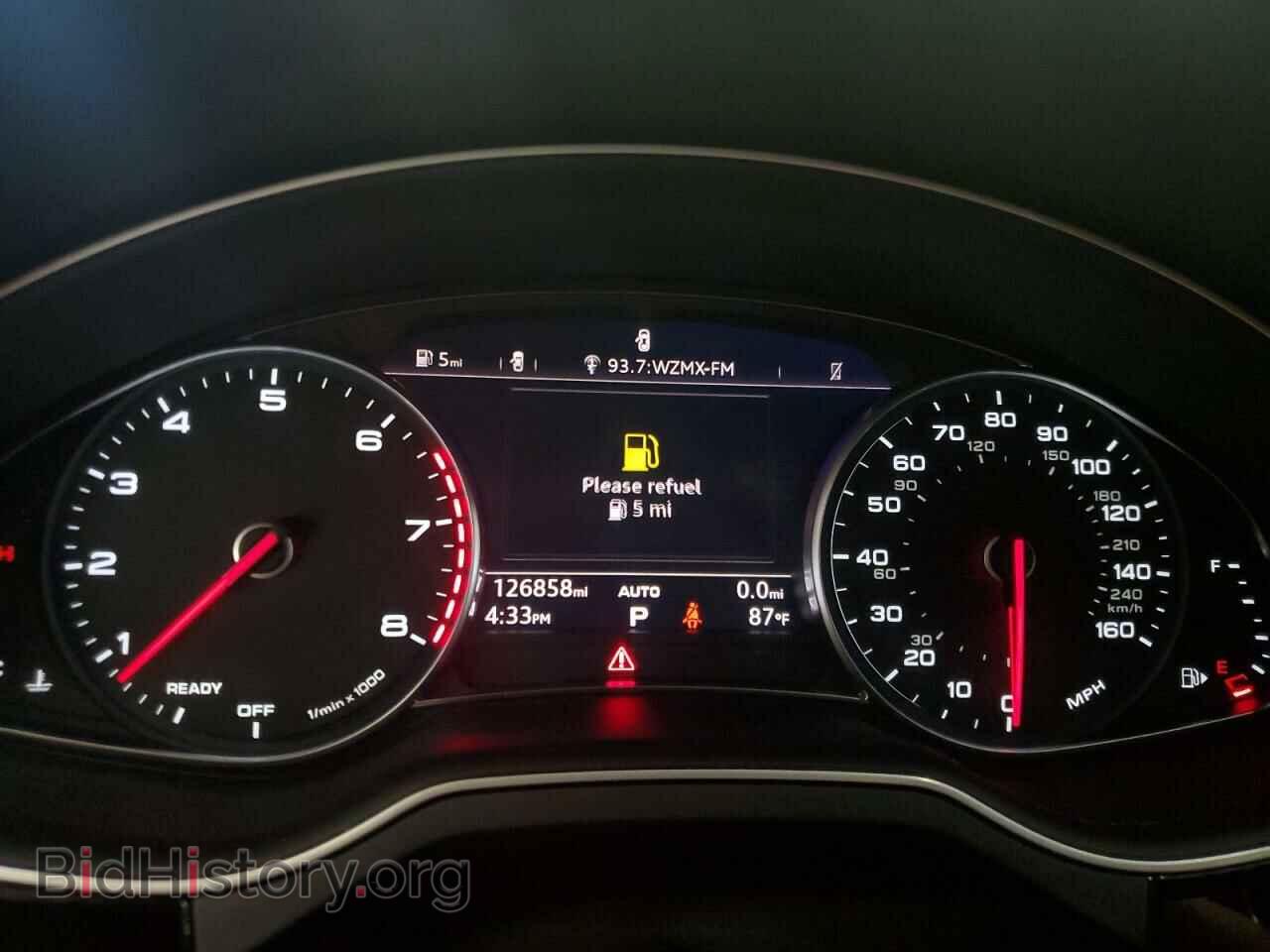 2017 AUDI Q7 - VIN: WA1AAAF70HD011705 - Фото 9