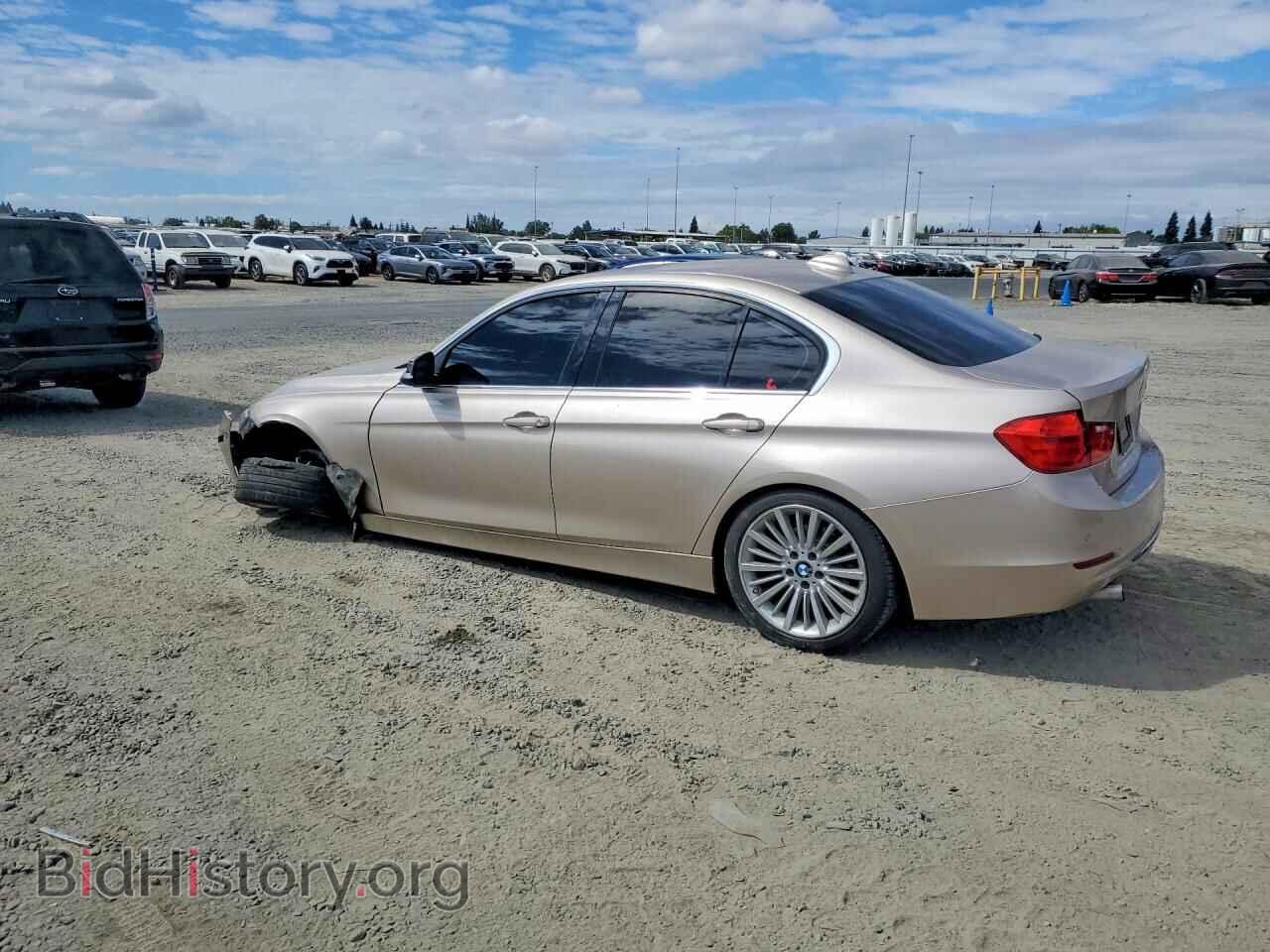 2013 BMW 3 SERIES - VIN: WBA3A5C53DF602941 - Photo 2