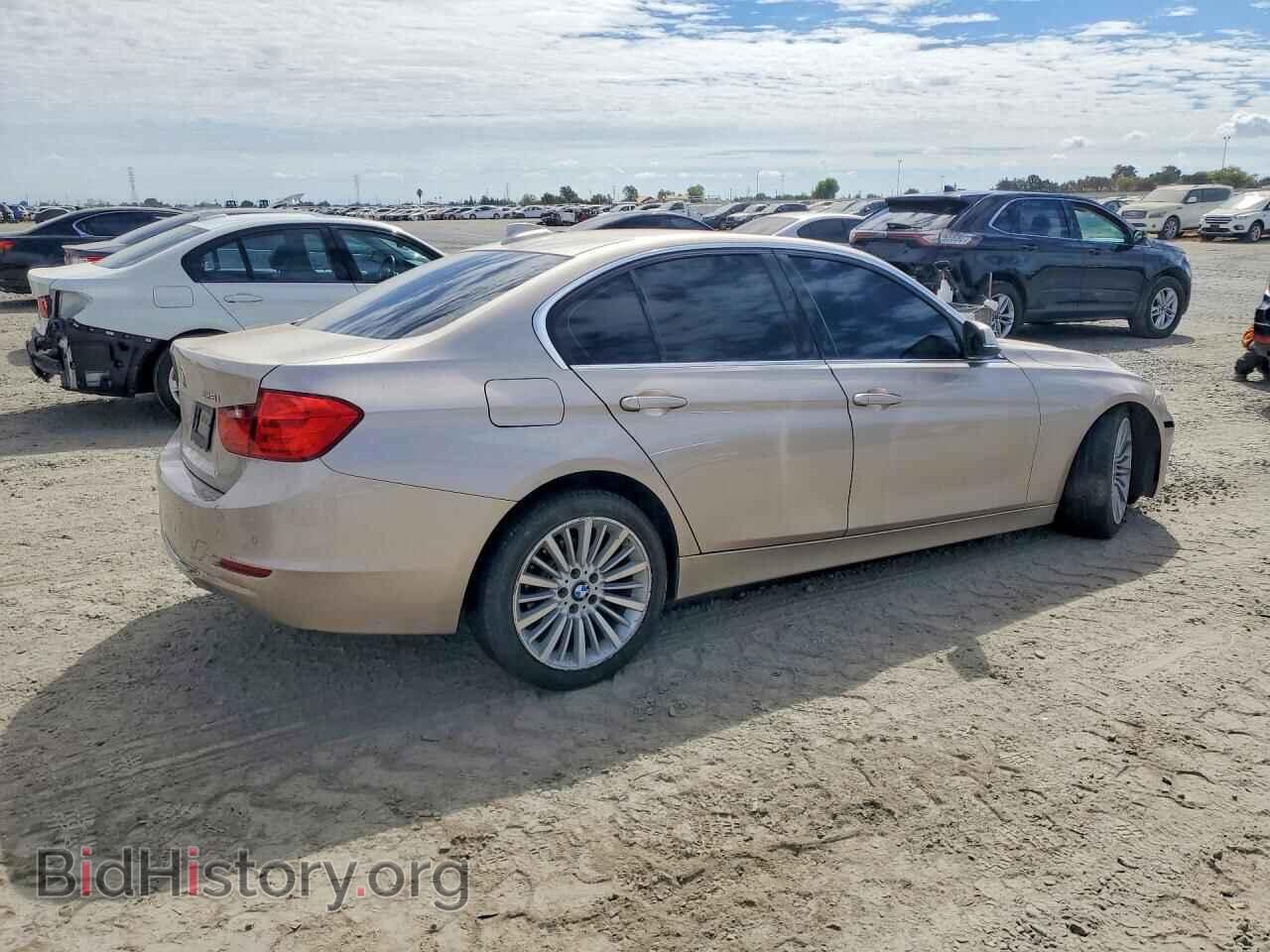 2013 BMW 3 SERIES - VIN: WBA3A5C53DF602941 - Photo 3