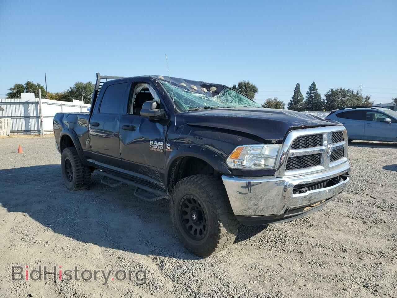 2015 RAM All Models - VIN: 3C6UR5CL2FG628261 - Photo 4