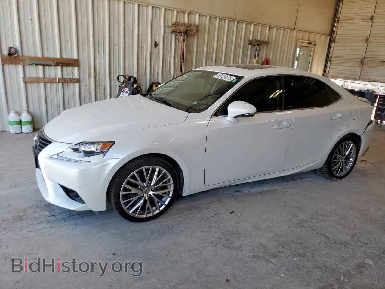 Photo JTHBA1D25G5021185 - LEXUS IS 2016
