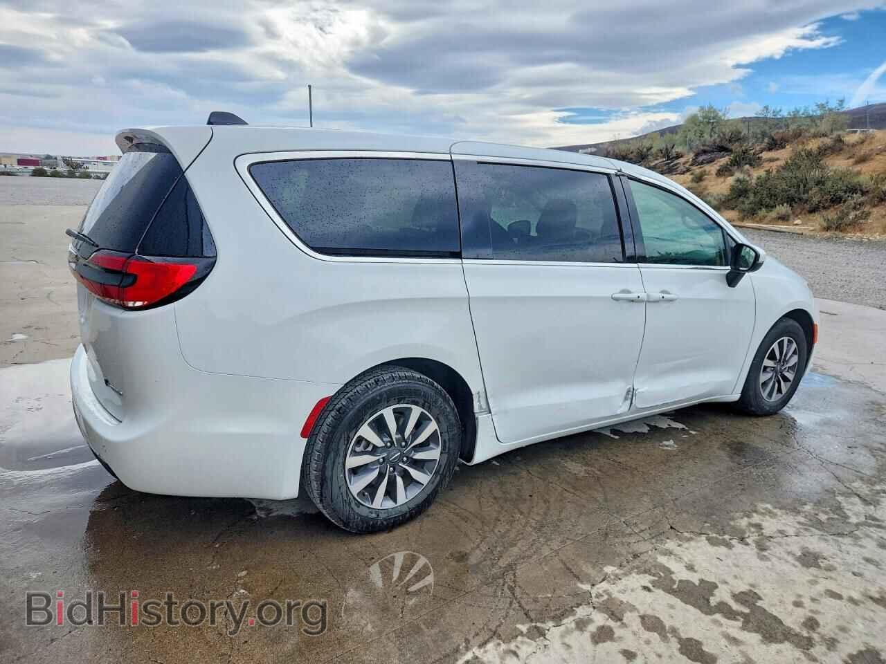 2023 CHRYSLER PACIFICA - VIN: 2C4RC1L79PR588493 - Фото 3