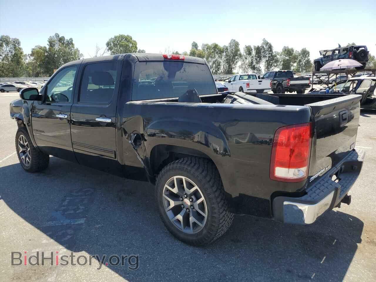 2007 GMC SIERRA - VIN: 3GTEC13C17G520237 - Фото 2