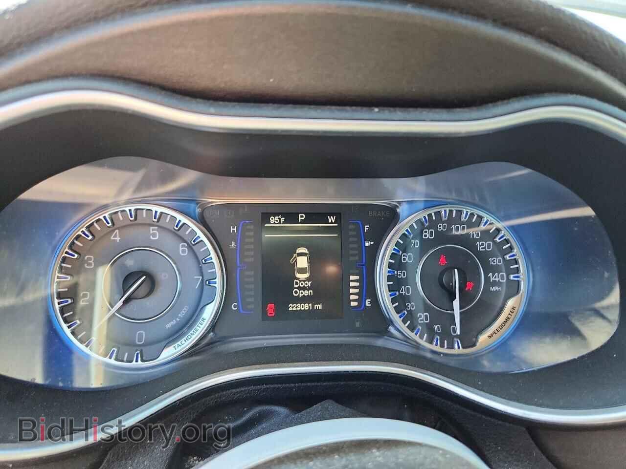 2016 CHRYSLER 200 - VIN: 1C3CCCAB4GN137420 - Фото 9