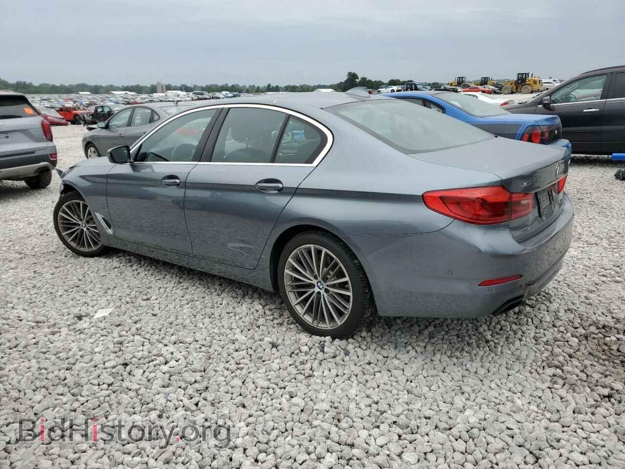 2019 BMW 5 SERIES - VIN: WBAJE7C53KWW03205 - Фото 2