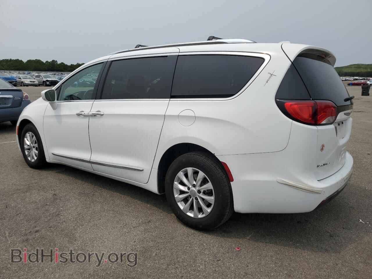 2019 CHRYSLER PACIFICA - VIN: 2C4RC1BGXKR625285 - Фото 2