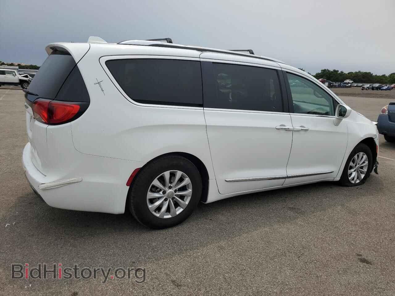 2019 CHRYSLER PACIFICA - VIN: 2C4RC1BGXKR625285 - Фото 3