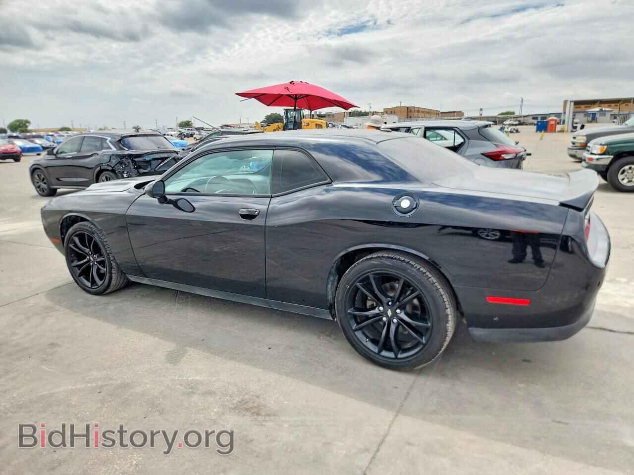 2018 DODGE CHALLENGER - VIN: 2C3CDZAG0JH132498 - Photo 2