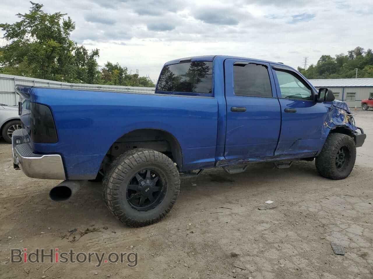2017 RAM All Models - VIN: 3C6UR5CL9HG741370 - Photo 3