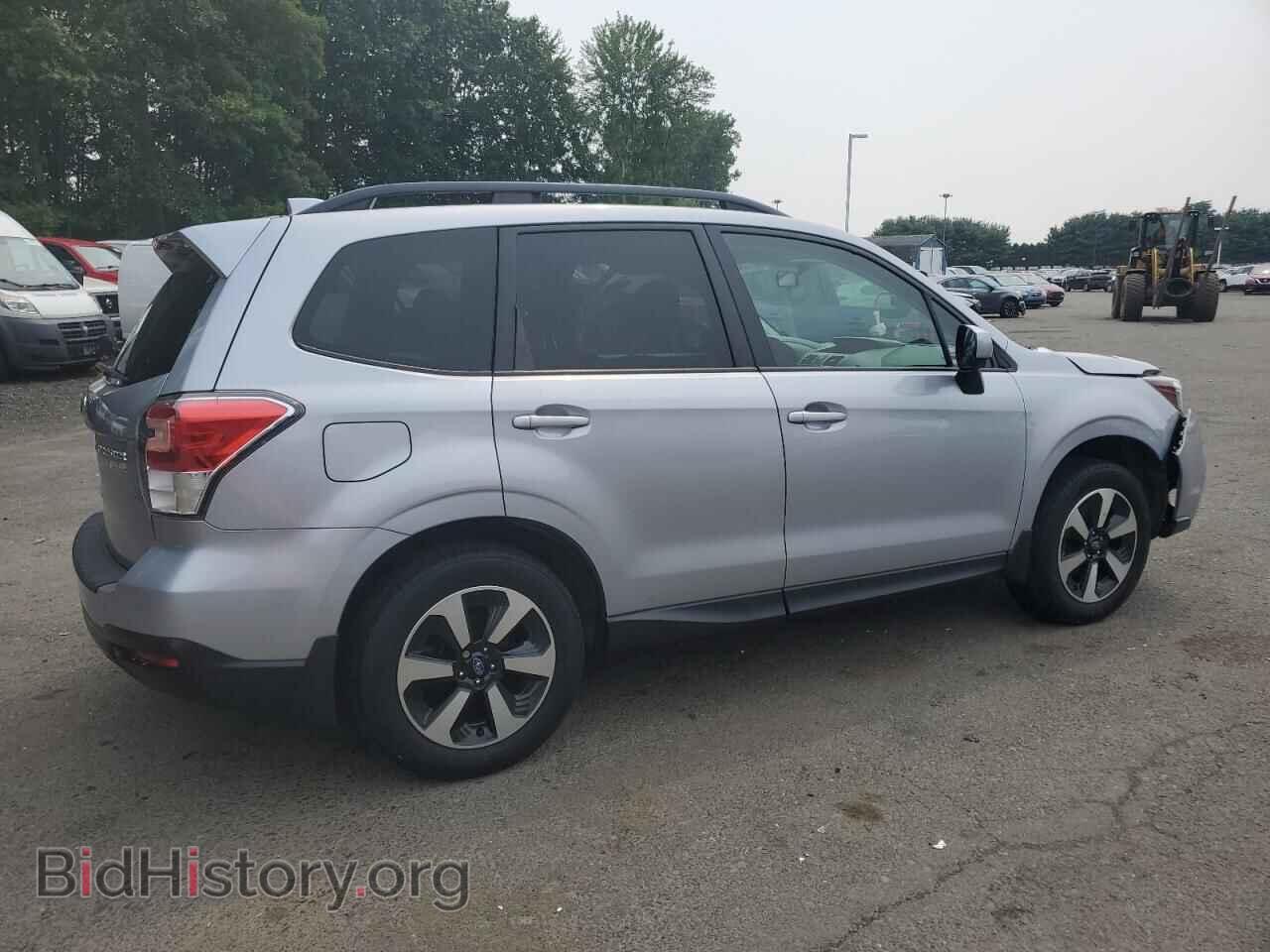 2017 SUBARU FORESTER - VIN: JF2SJAEC8HH518466 - Фото 3