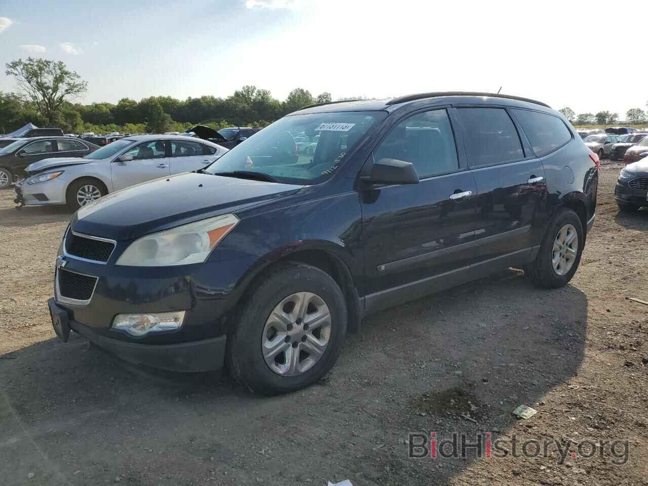 Photo 1GNLREED4AS102667 - CHEVROLET TRAVERSE 2010