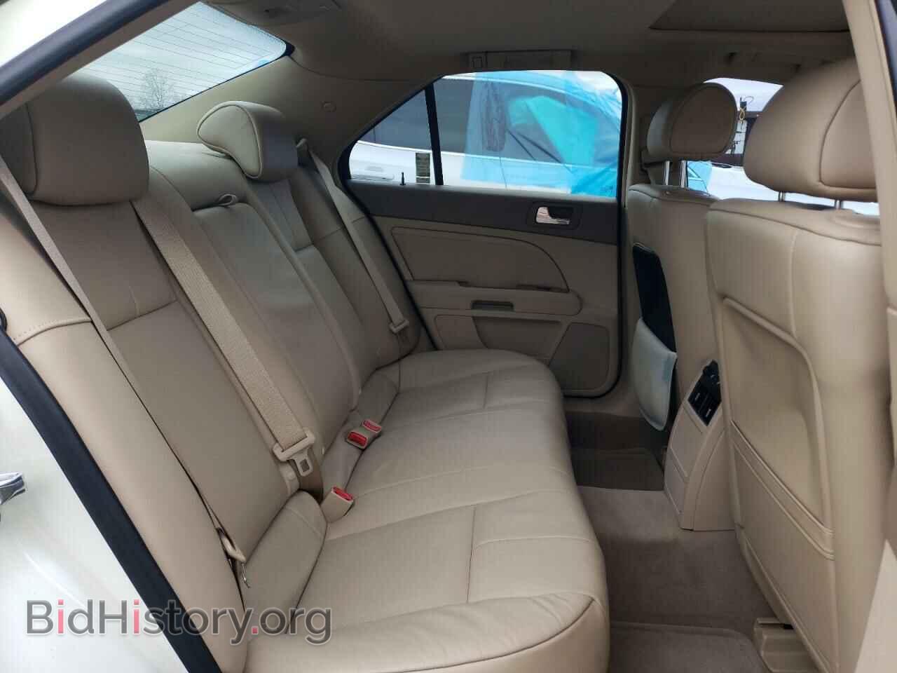 2011 CADILLAC STS - VIN: 1G6DW6ED0B0101639 - Фото 6