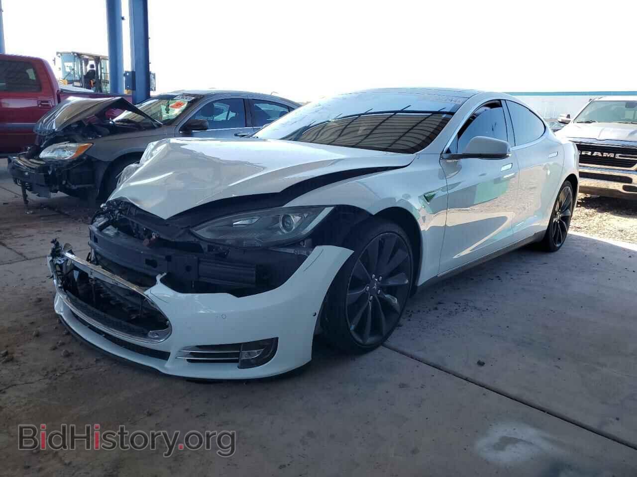 Фотография 5YJSA1H12FF092781 - TESLA MODEL S 2015