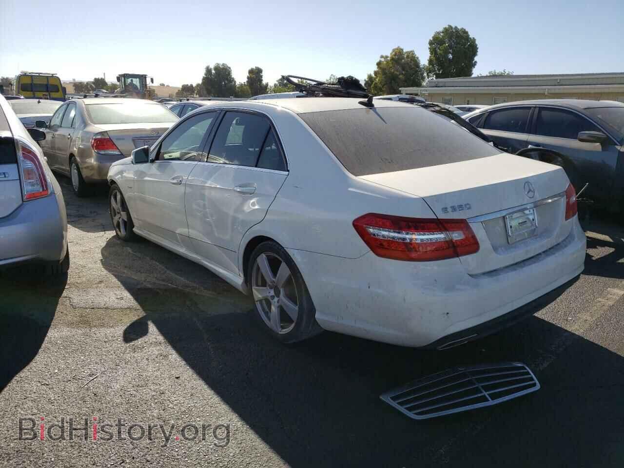 2012 MERCEDES-BENZ E-CLASS - VIN: WDDHF5KB7CA555660 - Фото 2