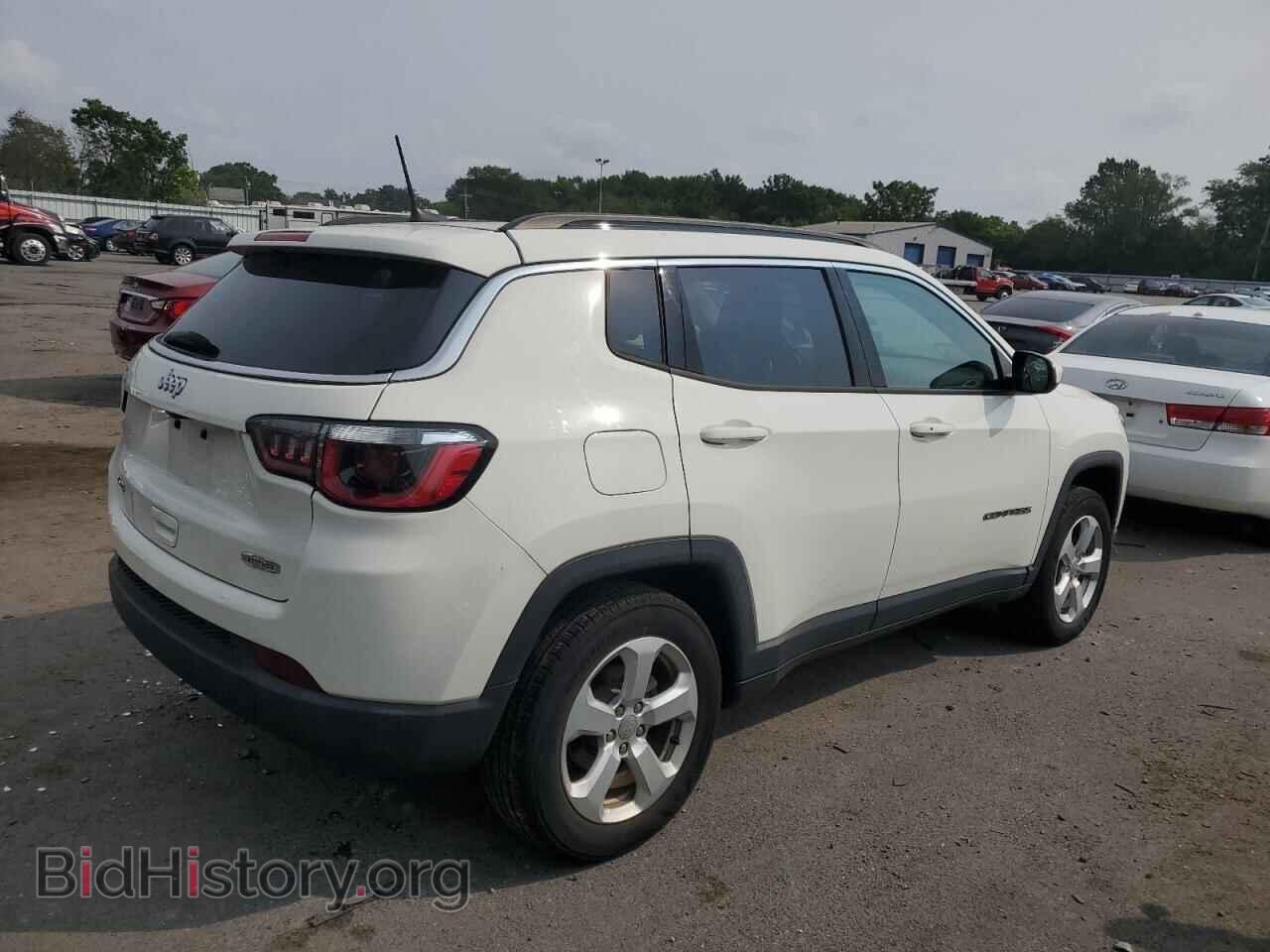 2018 JEEP COMPASS - VIN: 3C4NJDBB8JT135417 - Фото 3