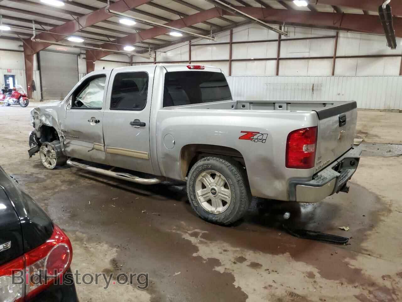 2011 CHEVROLET ALL Models - VIN: 1GCPKSE38BF161087 - Фото 2