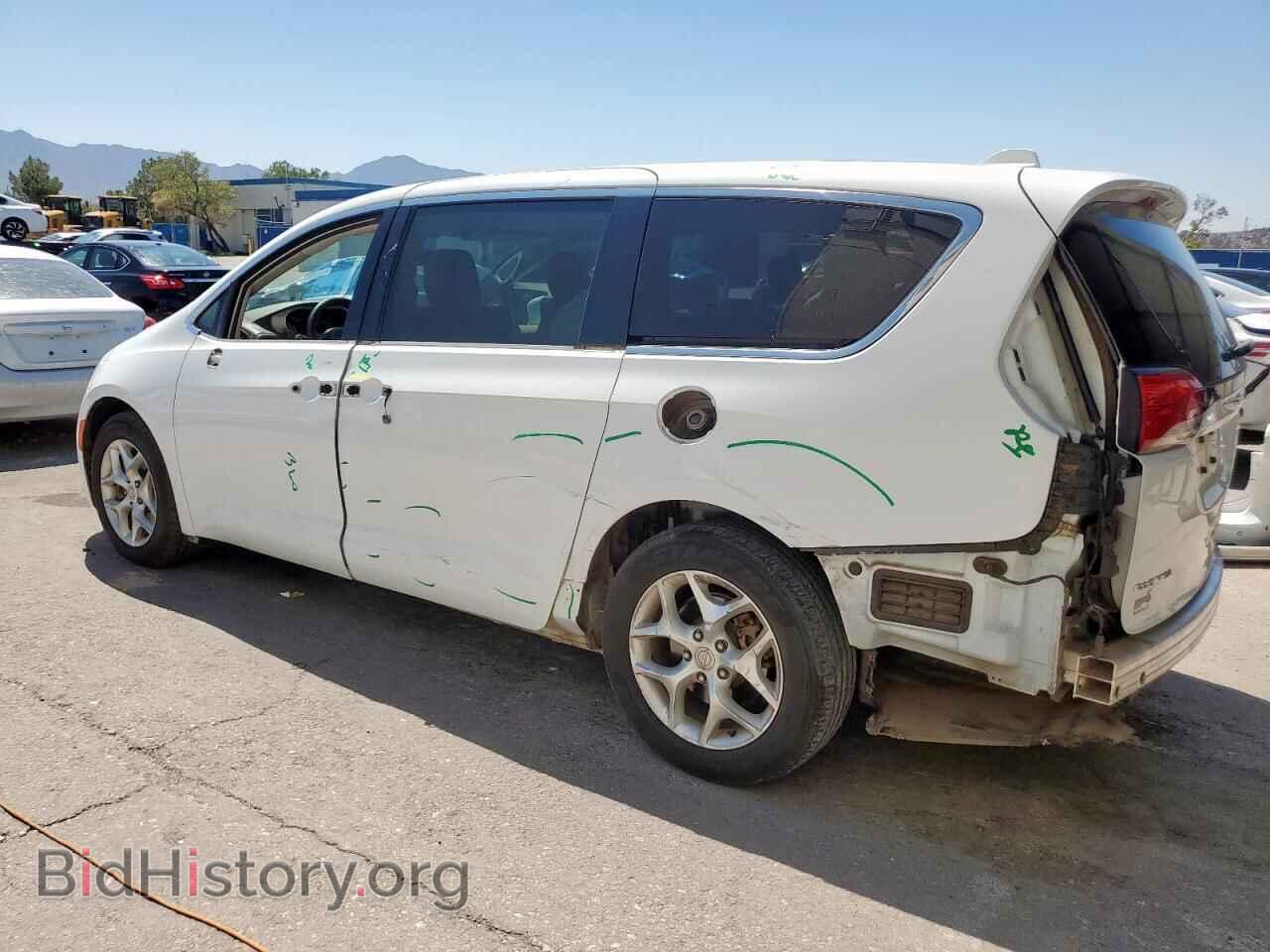 2018 CHRYSLER PACIFICA - VIN: 2C4RC1FG5JR117055 - Фото 2