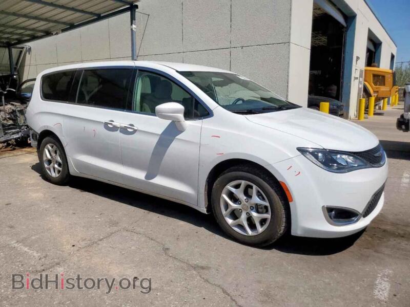 2018 Chrysler PACIFICA (VIN 2C4RC1FG5JR117055) — фото 4 из 13