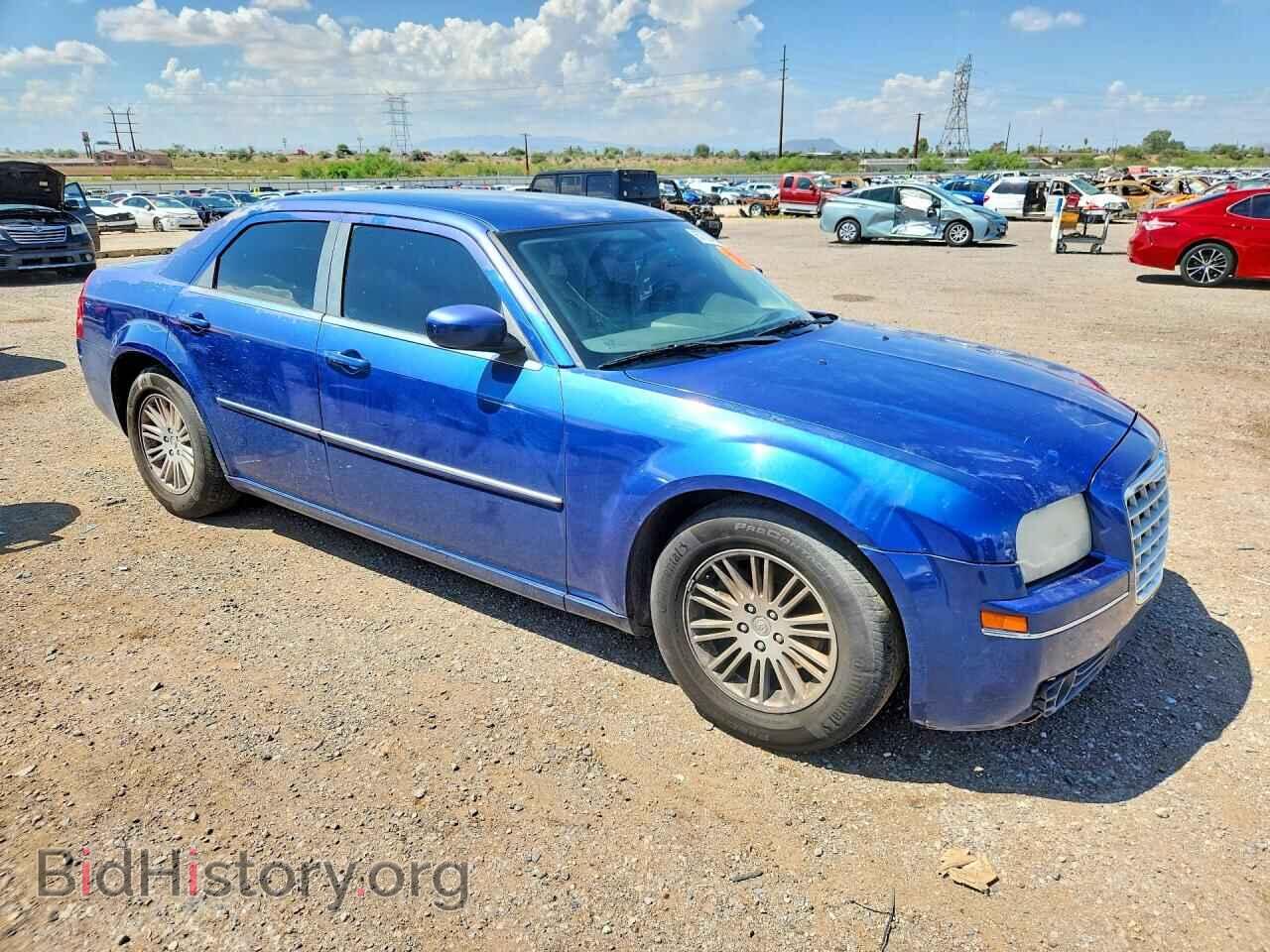 2009 CHRYSLER 300 - VIN: 2C3KA53V69H621721 - Фото 4