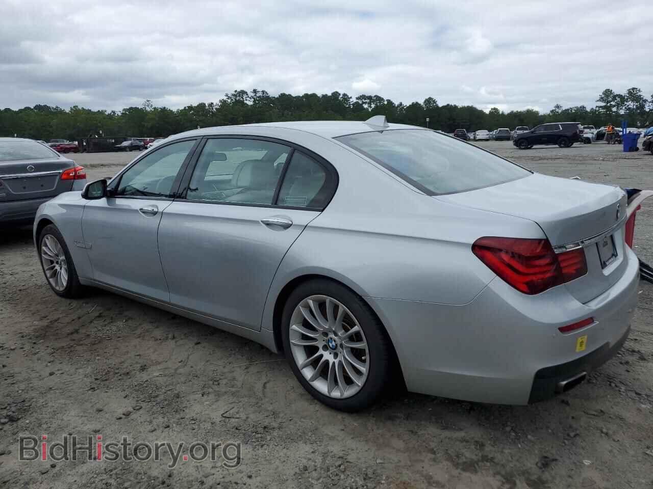 2014 BMW 7 SERIES - VIN: WBAYE8C57ED134785 - Фото 2