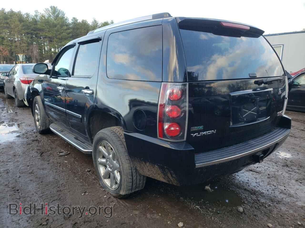 2011 GMC YUKON - VIN: 1GKS2EEF4BR202453 - Фото 2