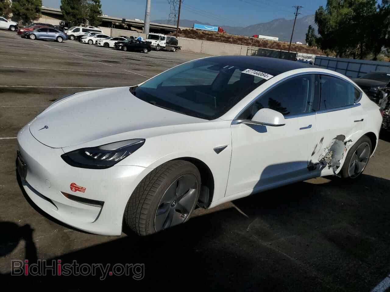 Фотография 5YJ3E1EB0JF110323 - TESLA MODEL 3 2018