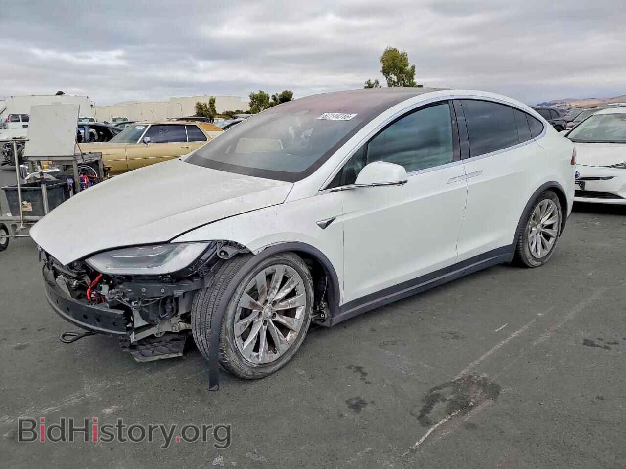 Фотография 5YJXCAE20JF104660 - TESLA MODEL X 2018