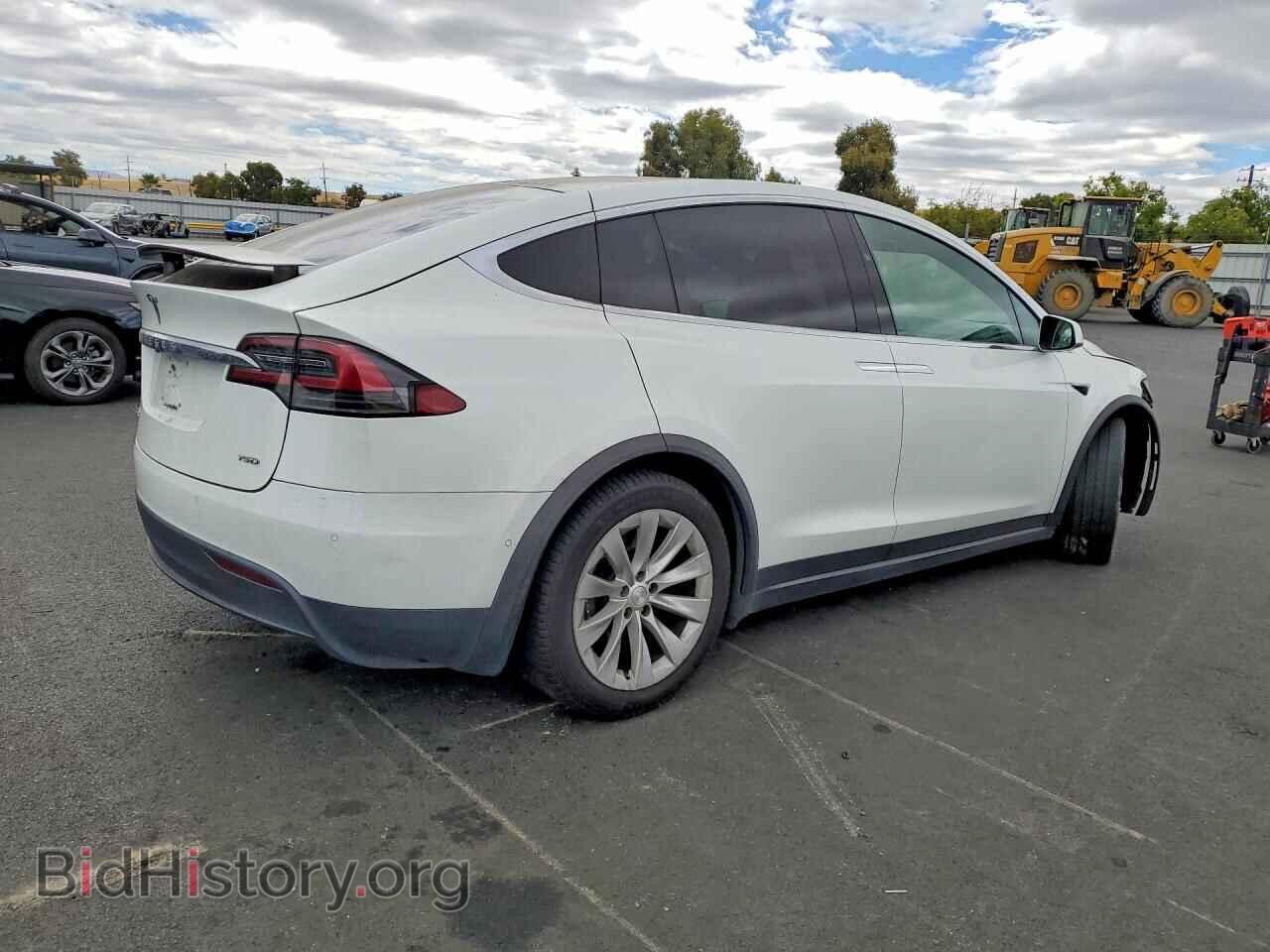 2018 TESLA MODEL X - VIN: 5YJXCAE20JF104660 - Photo 3