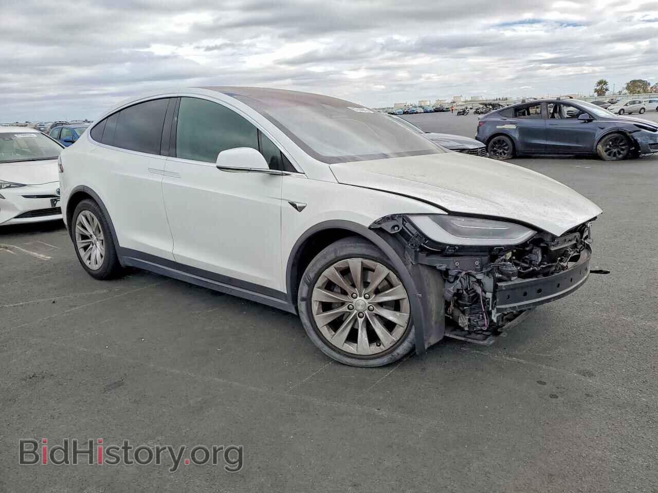 2018 TESLA MODEL X - VIN: 5YJXCAE20JF104660 - Photo 4