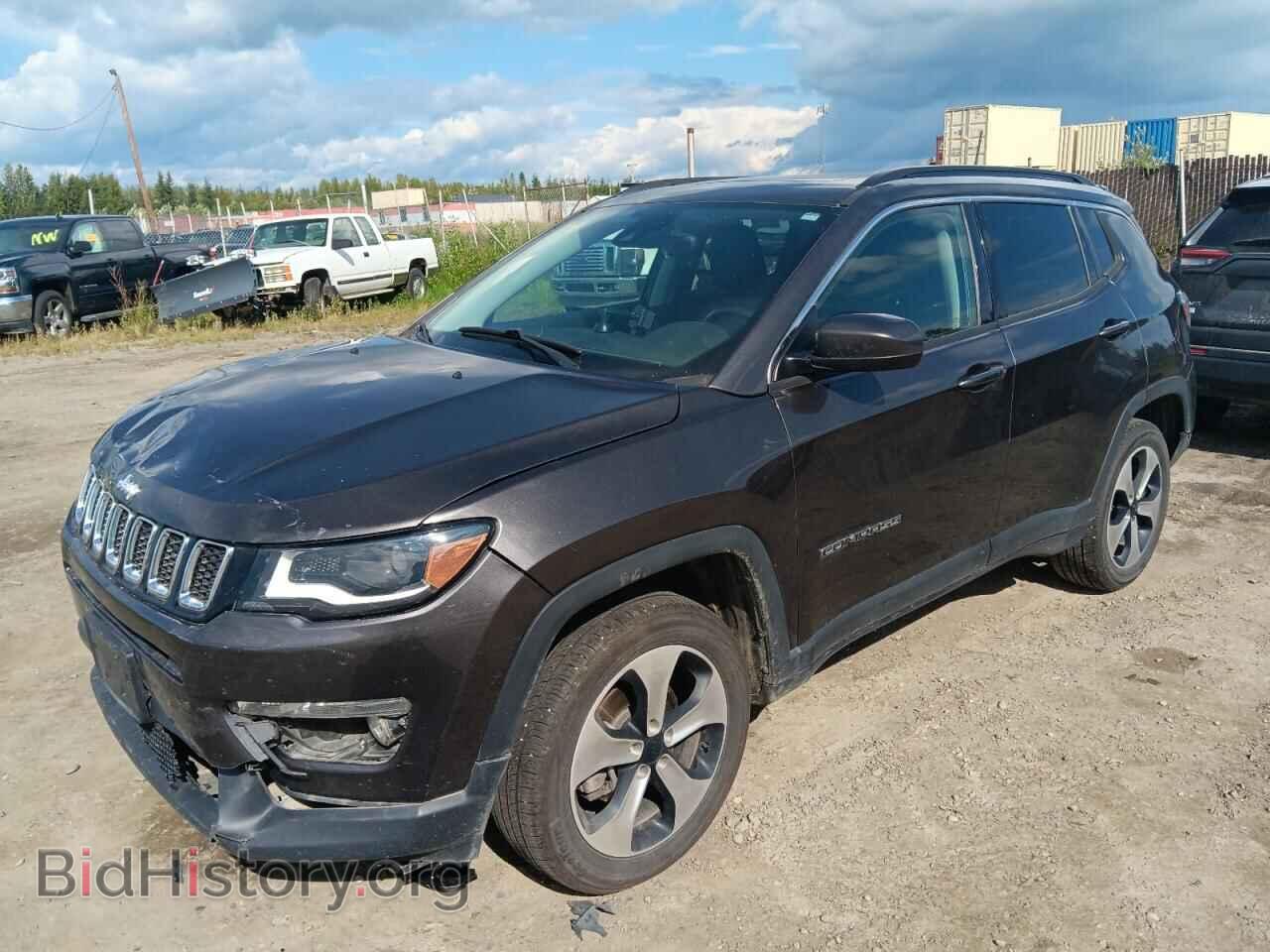 Photo 3C4NJDBB8HT628086 - JEEP COMPASS 2017