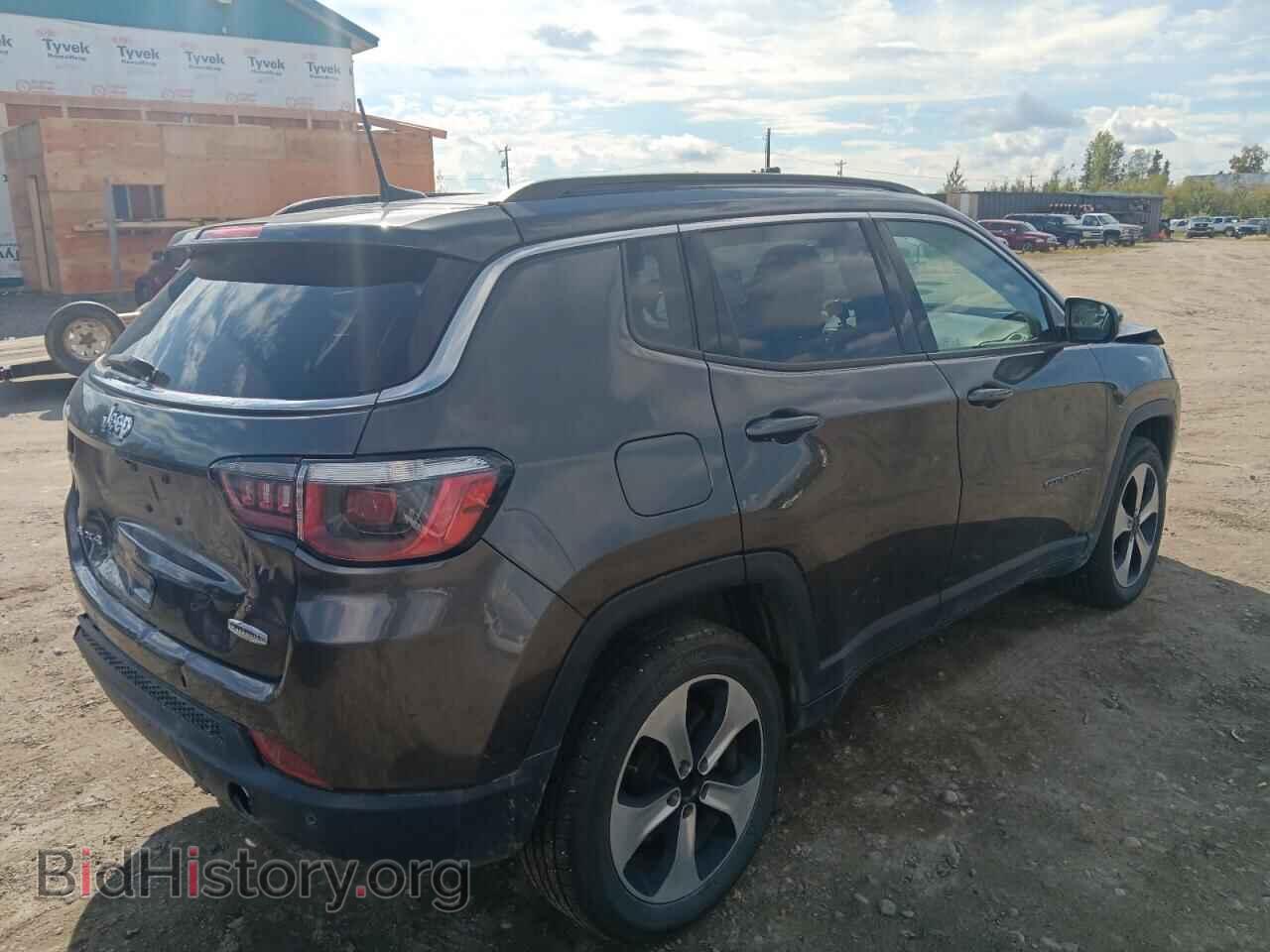 2017 JEEP COMPASS - VIN: 3C4NJDBB8HT628086 - Photo 3
