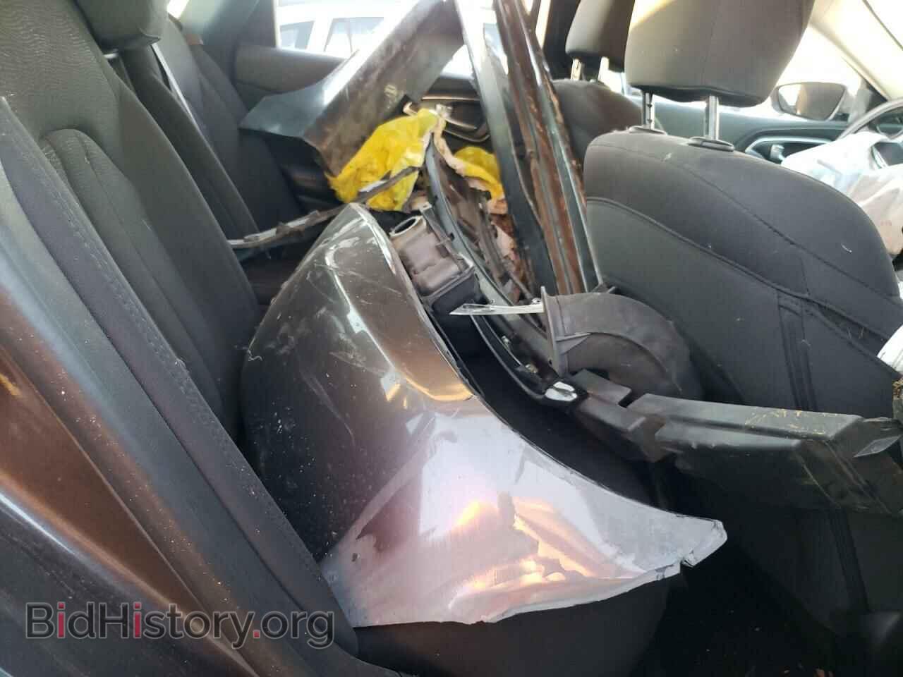 2016 CHRYSLER 200 - VIN: 1C3CCCAB5GN127219 - Фото 6