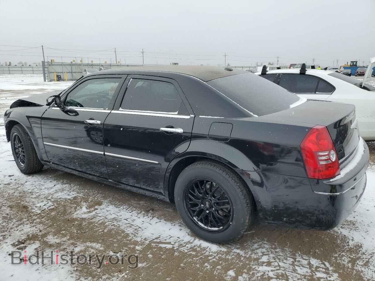 2010 CHRYSLER 300 - VIN: 2C3CA5CV4AH327310 - Фото 2