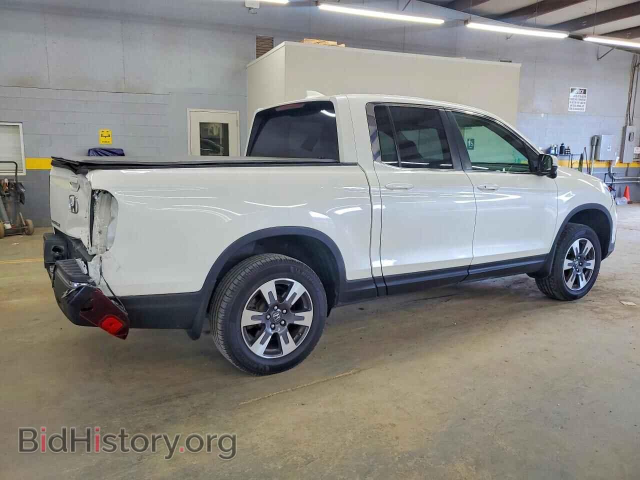 2018 HONDA RIDGELINE - VIN: 5FPYK3F60JB002755 - Photo 3