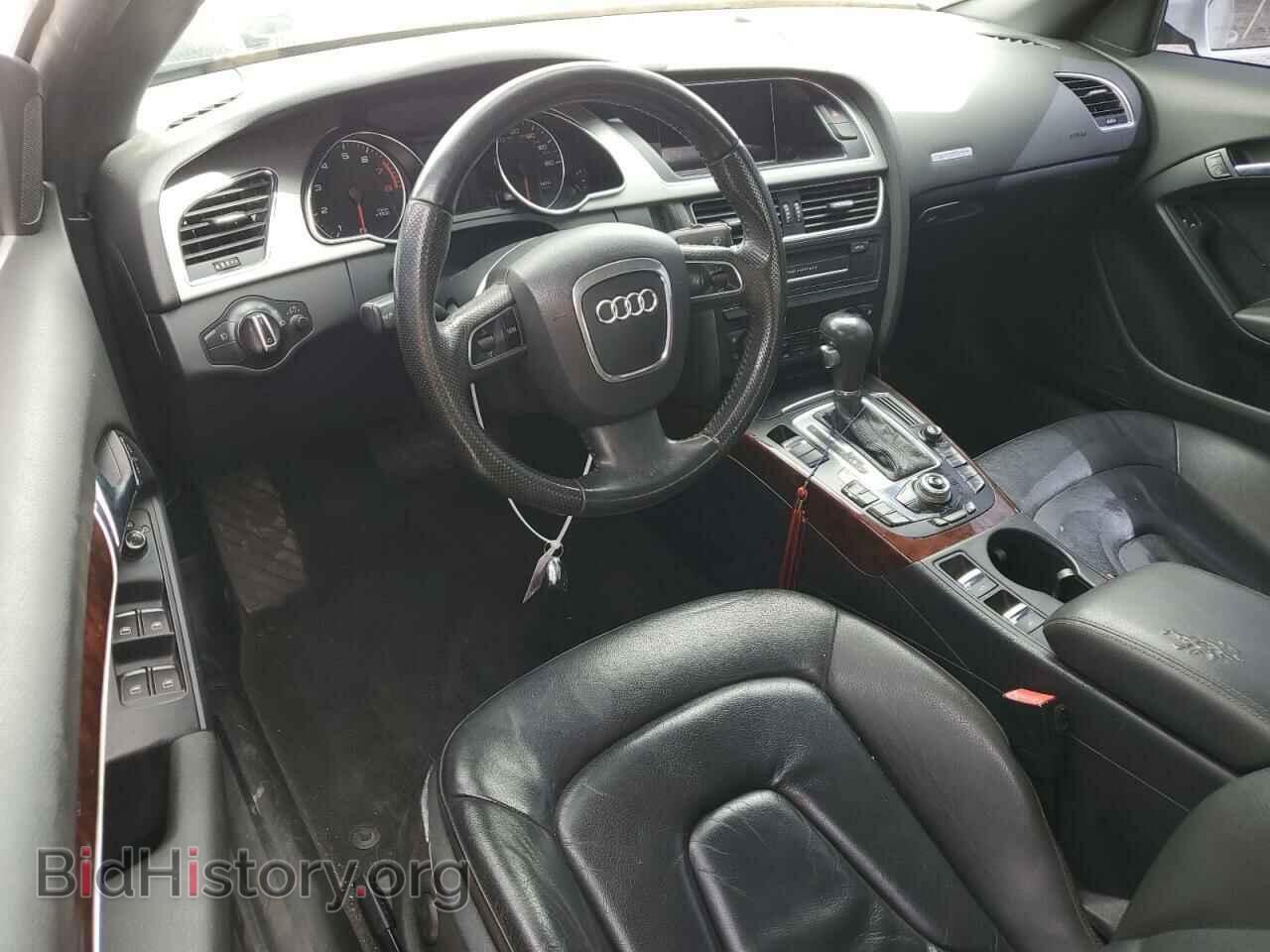 2010 AUDI A5 - VIN: WAULFAFH8AN025163 - Фото 8