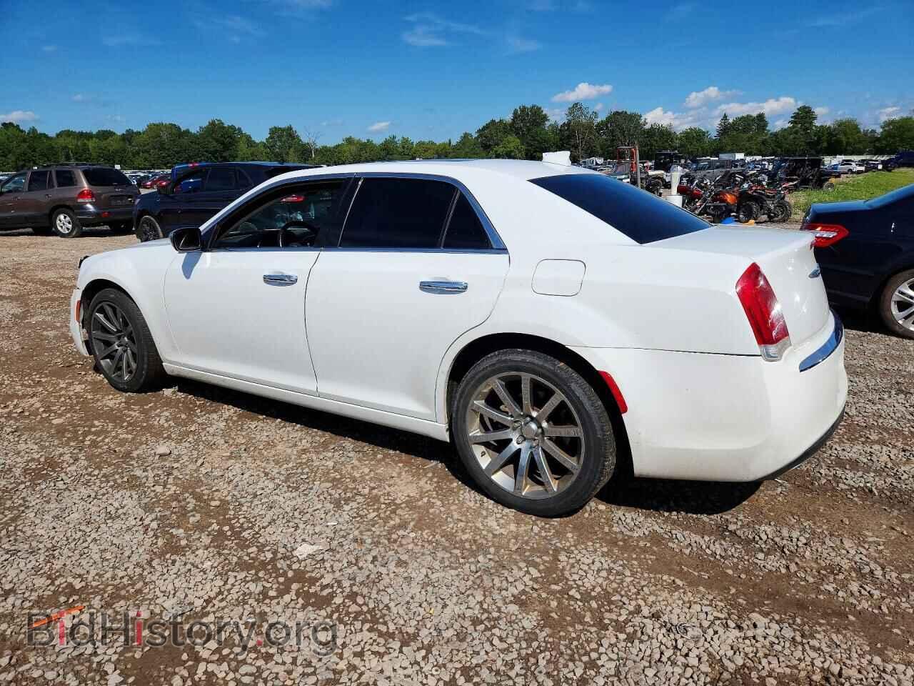 2016 CHRYSLER 300 - VIN: 2C3CCAEG2GH348795 - Photo 2