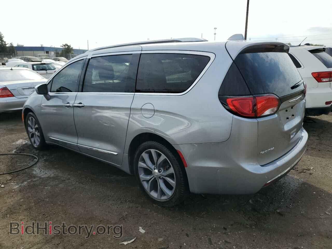 2019 CHRYSLER PACIFICA - VIN: 2C4RC1GG9KR645567 - Фото 2
