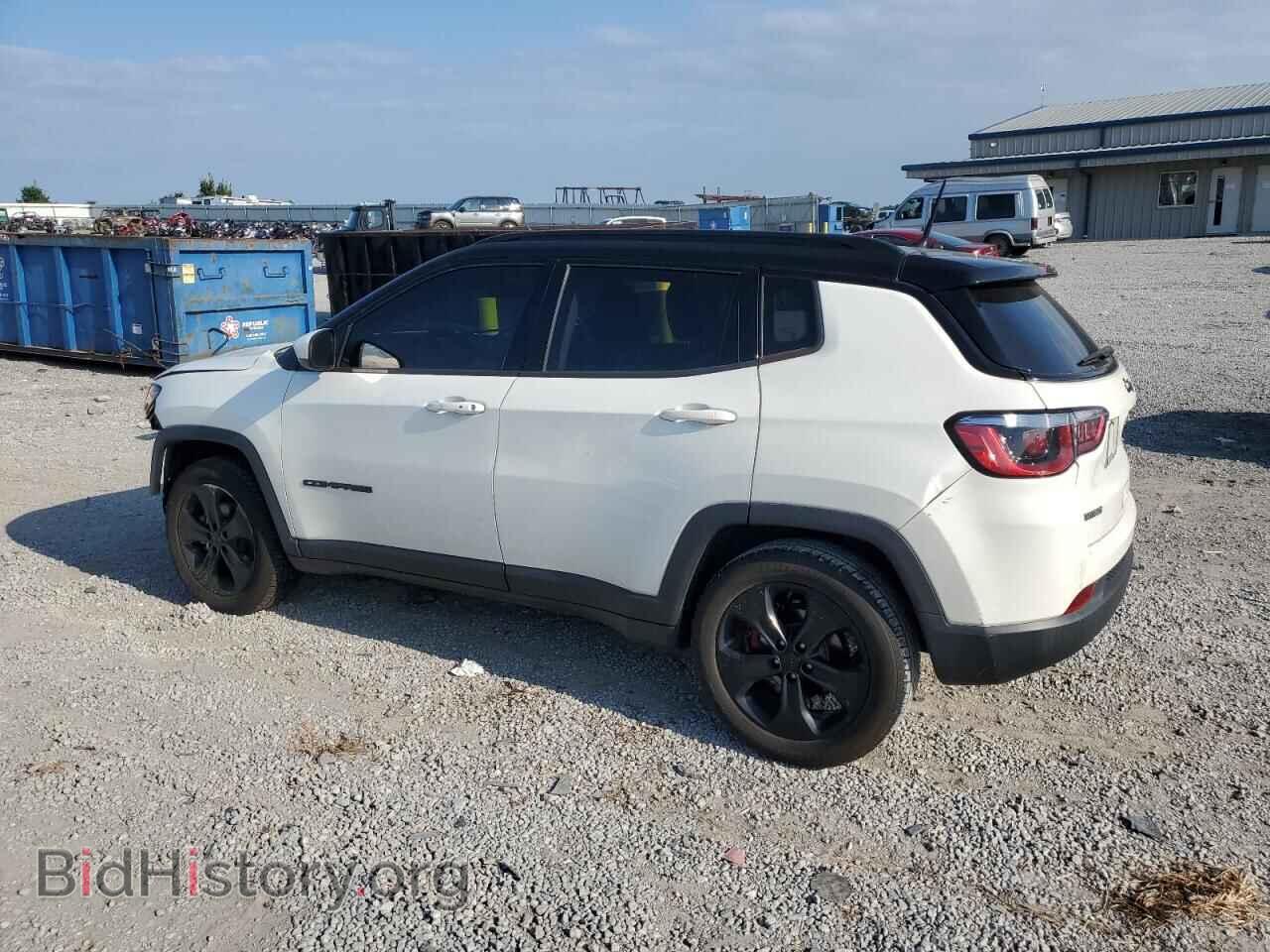 2018 JEEP COMPASS - VIN: 3C4NJCBB9JT408214 - Фото 2