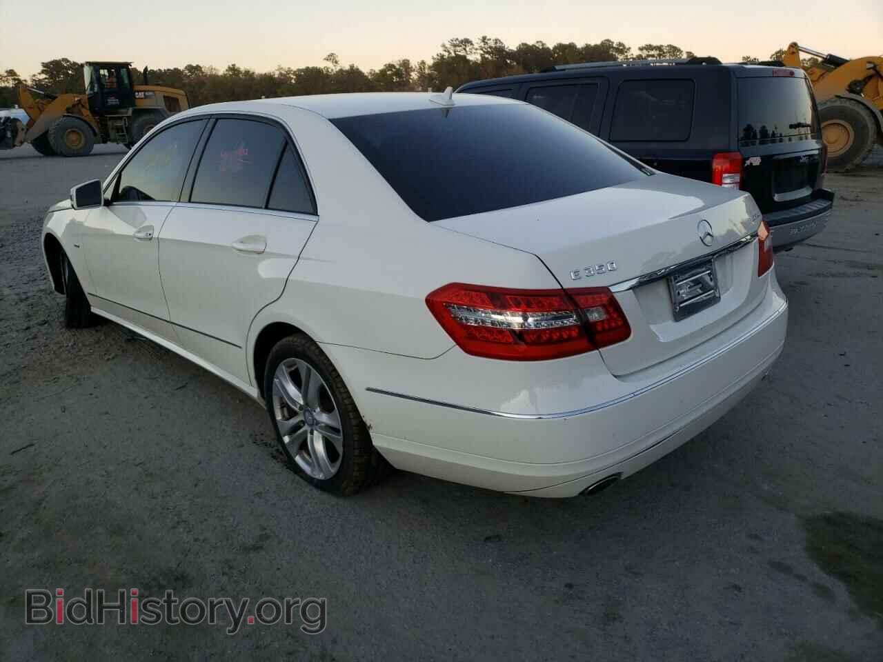 2011 MERCEDES-BENZ E-CLASS - VIN: WDDHF2EB3BA340804 - Фото 3