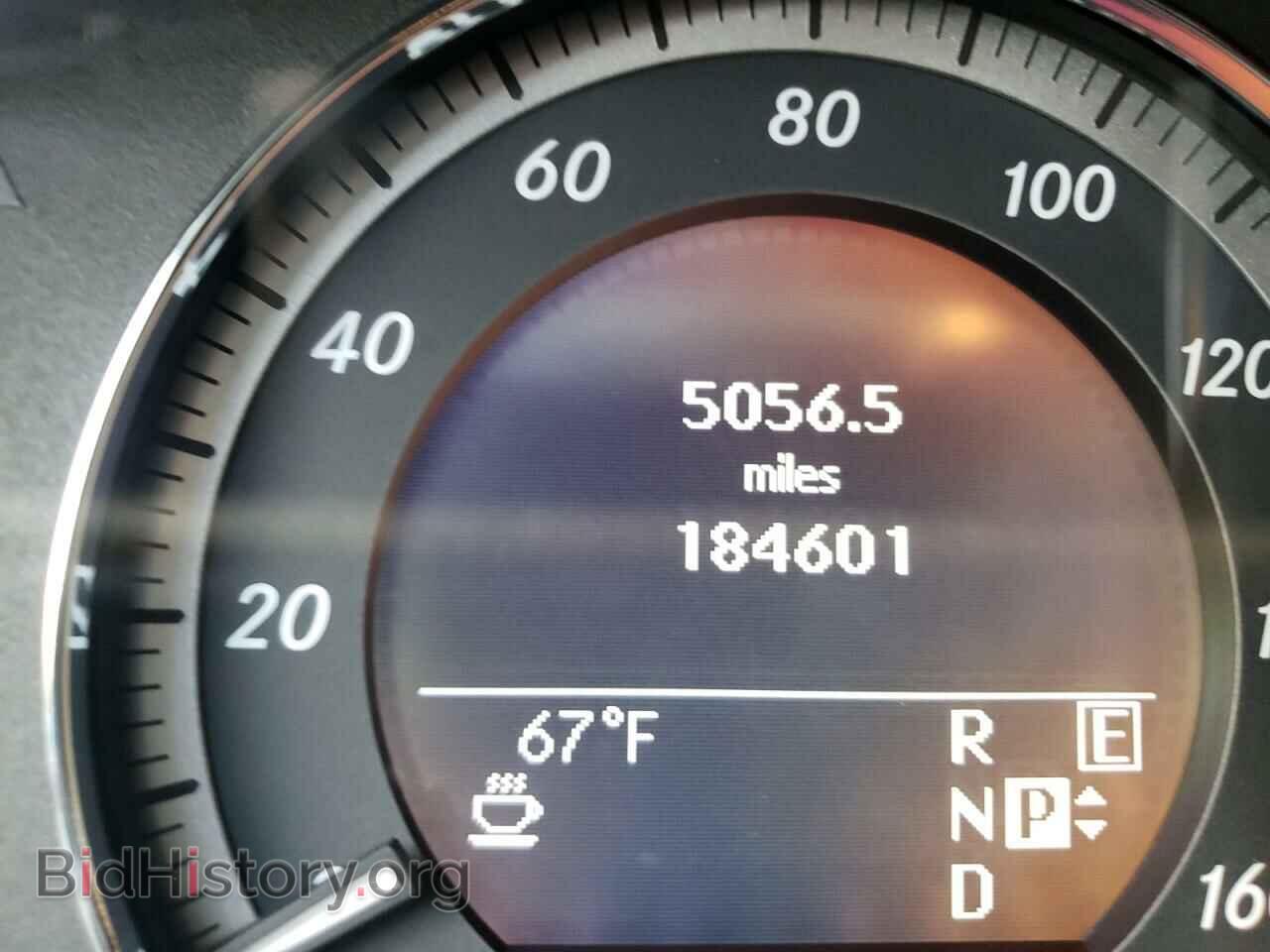 2011 MERCEDES-BENZ E-CLASS - VIN: WDDHF2EB3BA340804 - Фото 8