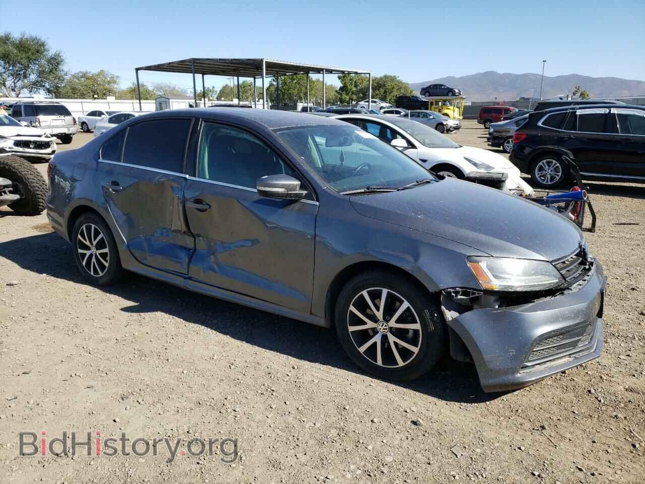 2017 VOLKSWAGEN JETTA - VIN: 3VWDB7AJ5HM217822 - Фото 4