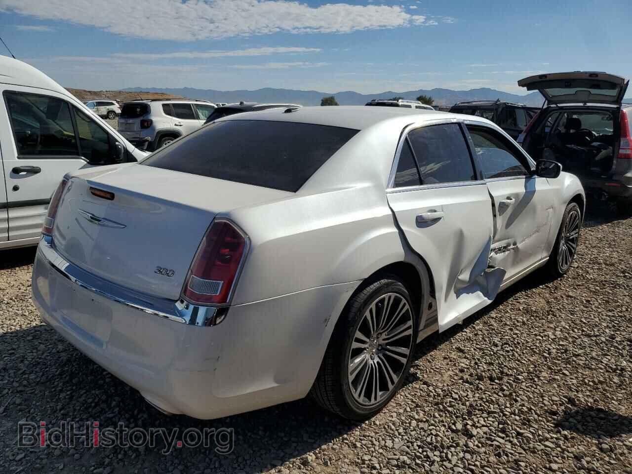 2011 CHRYSLER 300 - VIN: 2C3CA4CG5BH541185 - Photo 3