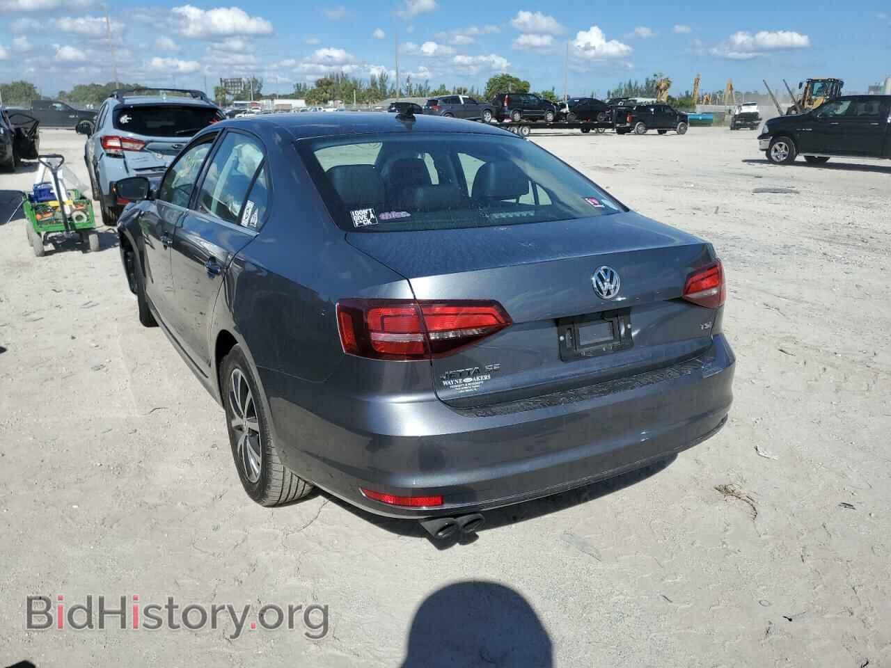 2018 VOLKSWAGEN JETTA - VIN: 3VWDB7AJ6JM260197 - Фото 2