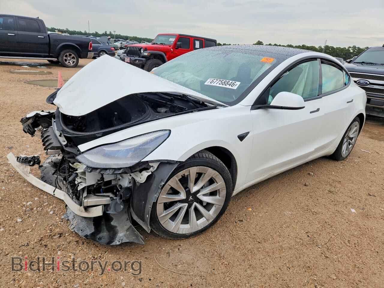 Фотография 5YJ3E1EB0NF144199 - TESLA MODEL 3 2022
