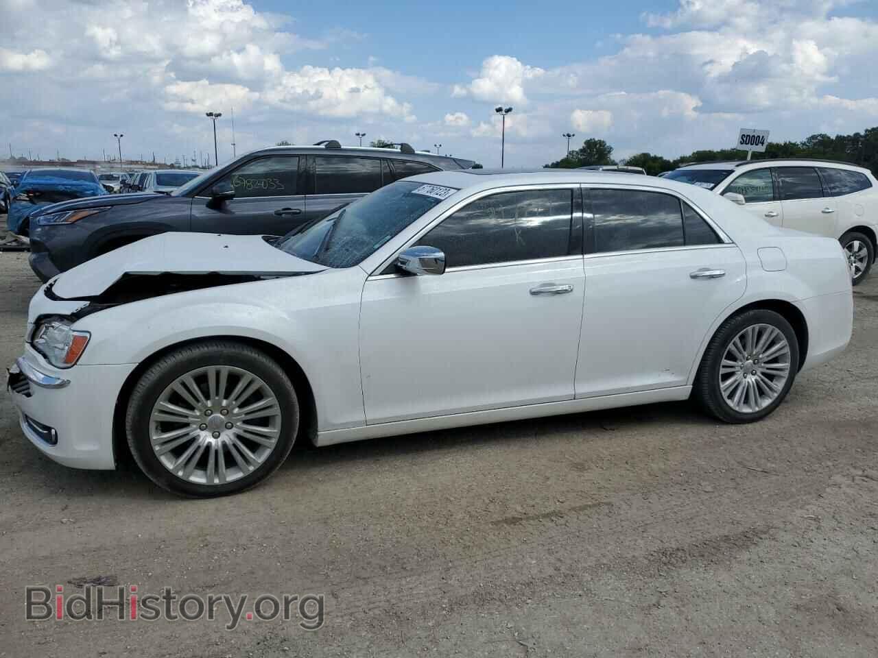 Фотография 2C3CCAET0EH217777 - CHRYSLER 300 2014