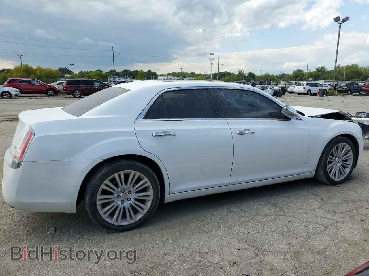 2014 CHRYSLER 300 - VIN: 2C3CCAET0EH217777 - Фото 3