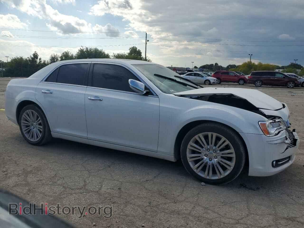 2014 CHRYSLER 300 - VIN: 2C3CCAET0EH217777 - Фото 4