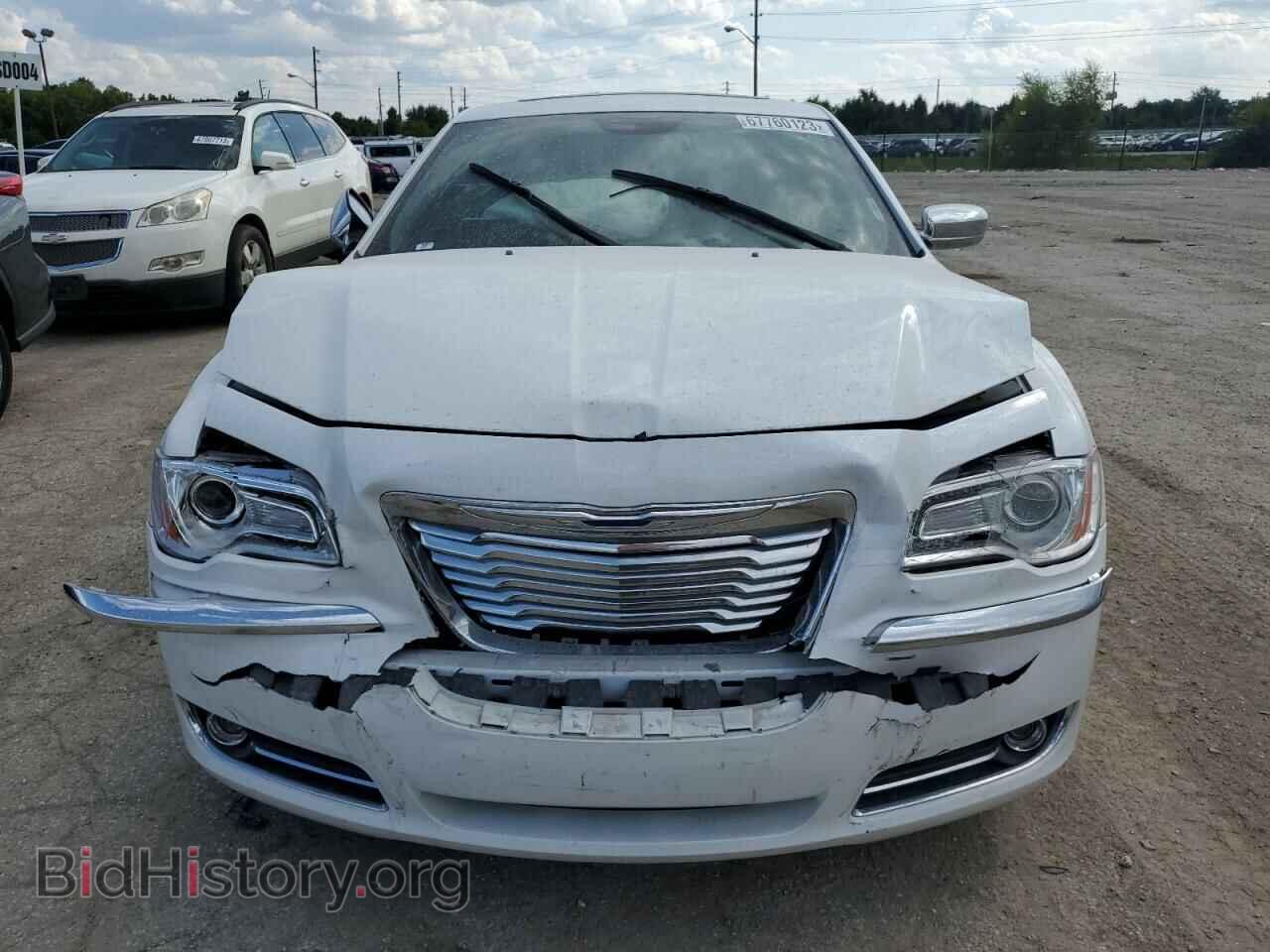 2014 CHRYSLER 300 - VIN: 2C3CCAET0EH217777 - Фото 5