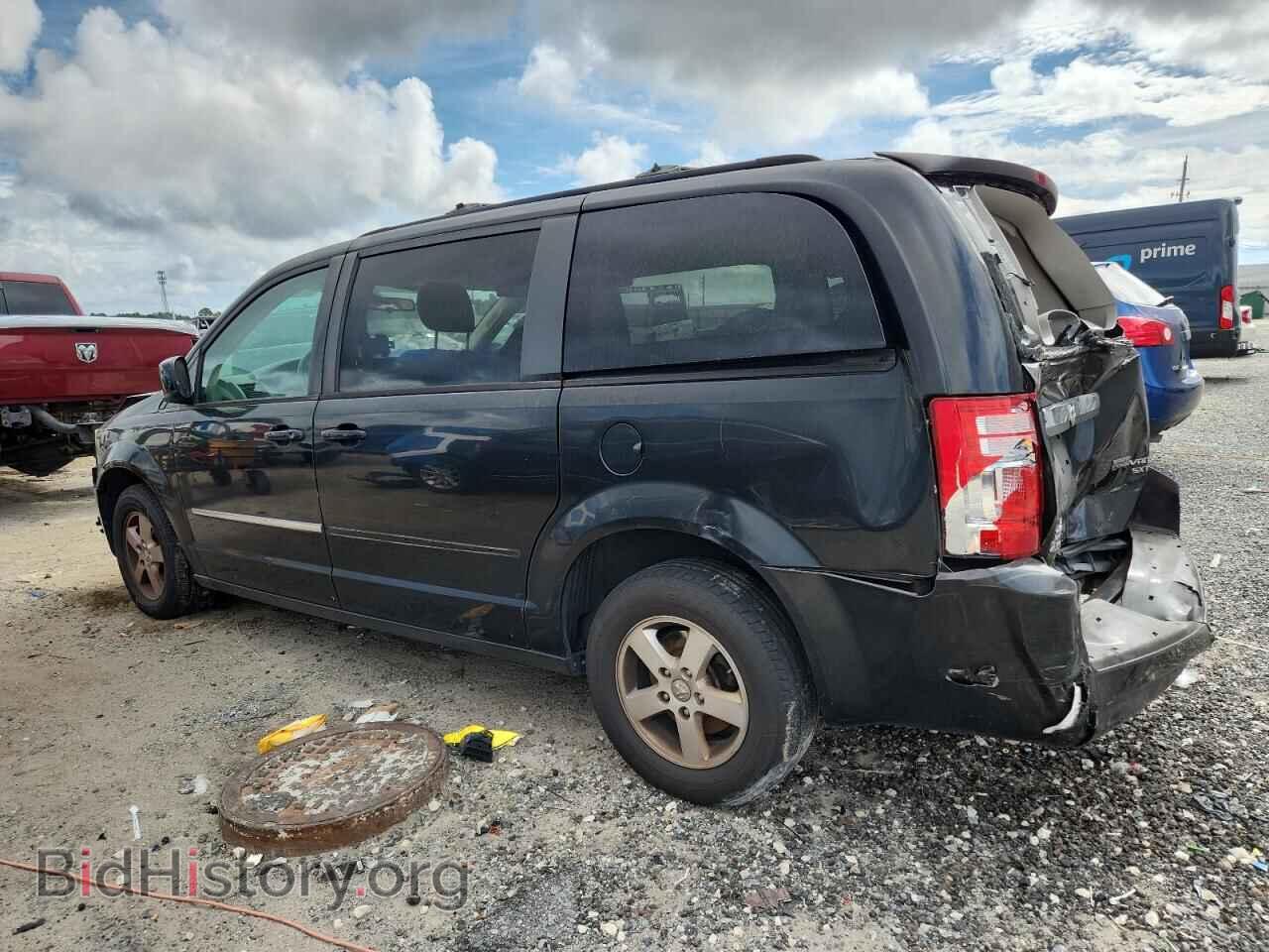 2010 DODGE CARAVAN - VIN: 2D4RN5DX2AR135357 - Фото 2